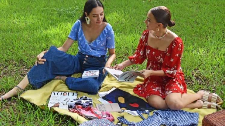 Isabel Martínez y Oriana Godoy, blogueras de moda