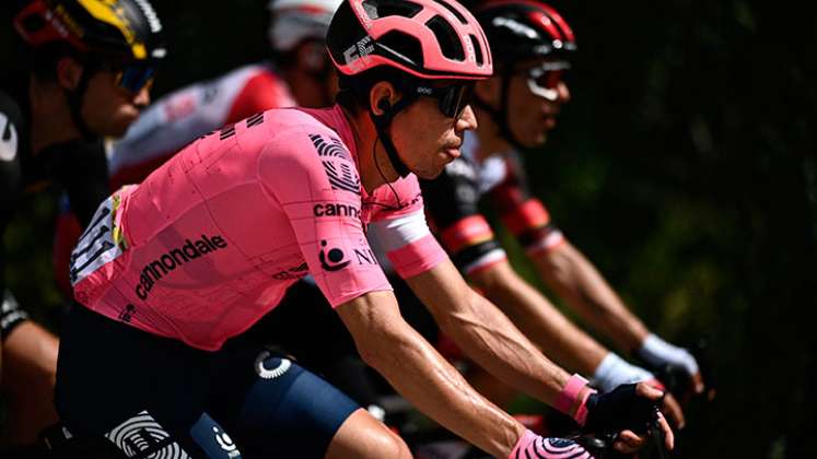 Rigoberto Urán inicia su temporada 2022 con la Tirreno Adriático.