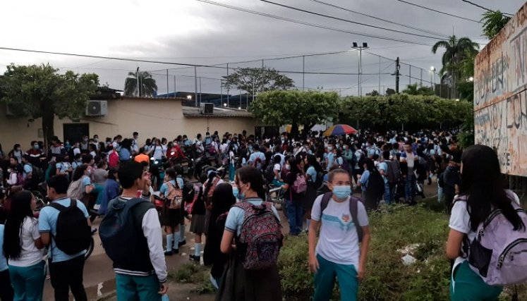 Los niños de Tibú no están yendo a estudiar porque no hay suficientes docentes