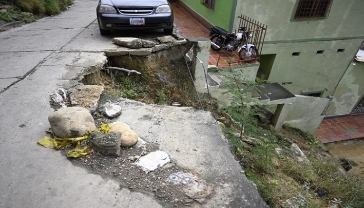 Calle 2 del barrio Los Alpes en Cúcuta./Foto: Jorge Iván Gutiérrez./La Opinión.