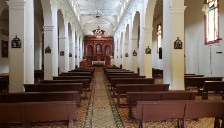 Ante el inminente desplome de los techos del templo en honor a la virgen de El Carmen el obispo de la diócesis de Ocaña, monseñor Luis Gabriel Ramírez Díaz, decide cerrar las puertas temporalmente, mientras se solventa la emergencia vial y se logra la intervención por parte del Ministerio de Cultura.