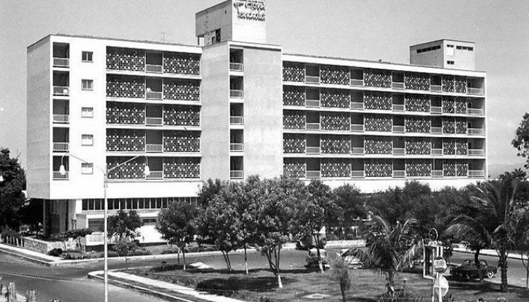 El Hotel Tonchalá inaugurado en 1956 en Av. 0 con calle 10. Foto: Cortesía