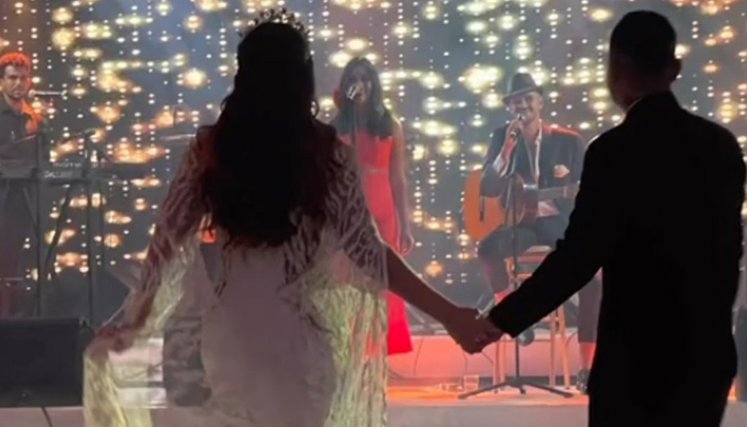 Matrimonio de Andrea Valdiri  y Felipe Saruma