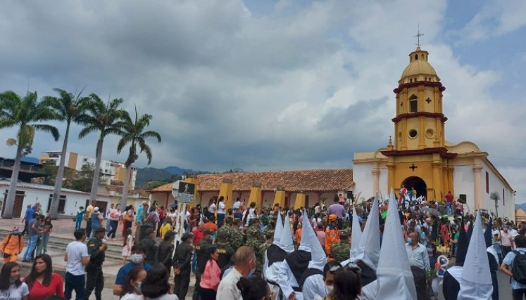 El alto flujo de visitantes obliga la adopción de medidas especiales.