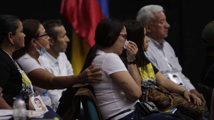 Familiares de las víctimas de falsos positivos exigen justicia.