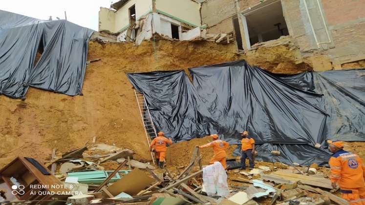  Se agrava la situación en Convención ante el desplome de los gaviones construidos para mitigar los riesgos de la falla geológica. / Foto: Cortesía / La Opinión 