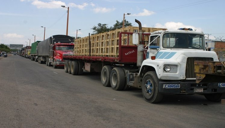 Los transportadores han reportado pérdidas superiores a los 13 mil millones de pesos.  / Foto: Archivo / La Opinión 