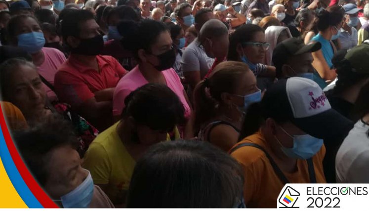 Del lado venezolano, ciudadanos esperan que abran el puente para votar
