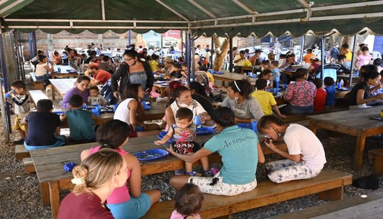 La Casa de la Divina Providencia en La Parada está brindando actualmente unos 650 platos diarios./ Foto: Jorge Gutiérrez