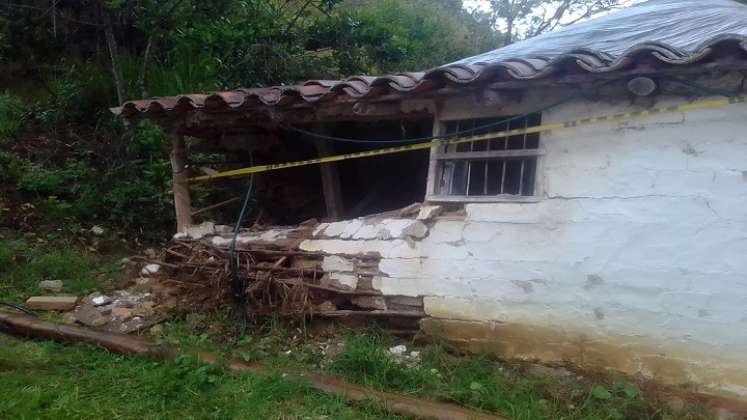 La casona insignia del área Única Natural de los Estoraques se cae a pedazos ante la desidia de los ministerios del ramo.