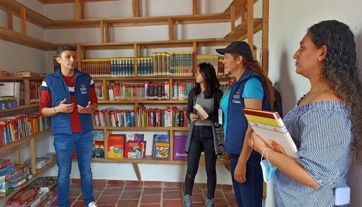 Los niños campesinos del corregimiento de Pueblo Nuevo de Ocaña tienen la posibilidad de participar en los procesos de formación con la implementación de la biblioteca.