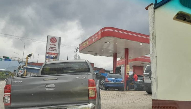 En Táchira vigilarán aumento de precios de combustibles en pesos colombianos