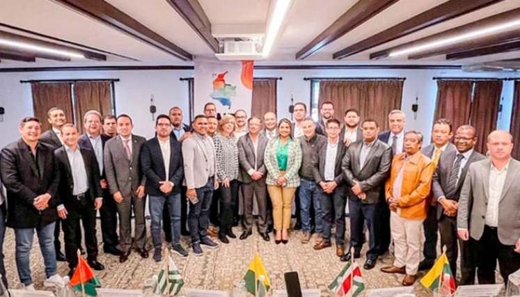 Presidente electo Gustavo Petro se reunió con gobernadores