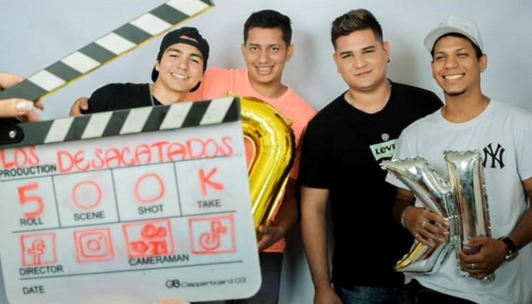 'Los desacatados' buscan un millón de seguidores