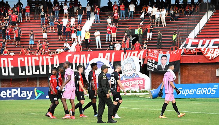 Cúcuta Deportivo, estadio General Santander. 