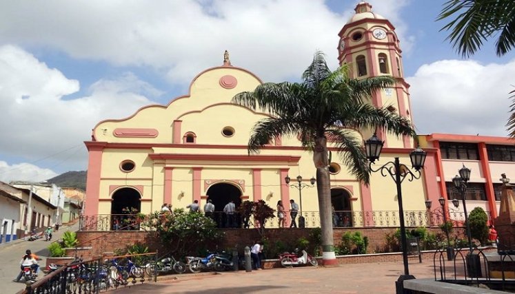 Al rojo vivo se encuentra la polémica sobre el posible traslado de la sede de la Ciudadela Universitaria del Catatumbo. Este jueves se efectuará una marcha en señal de protesta por el cambio de sede.