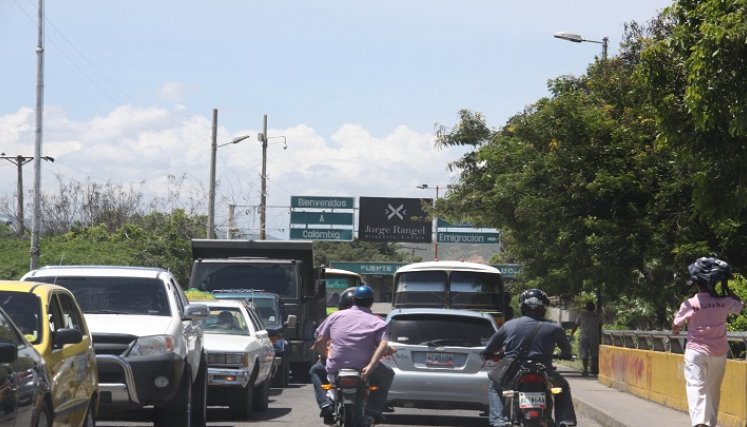 “Parqueaderos públicos fronterizos” no serían obligatorios
