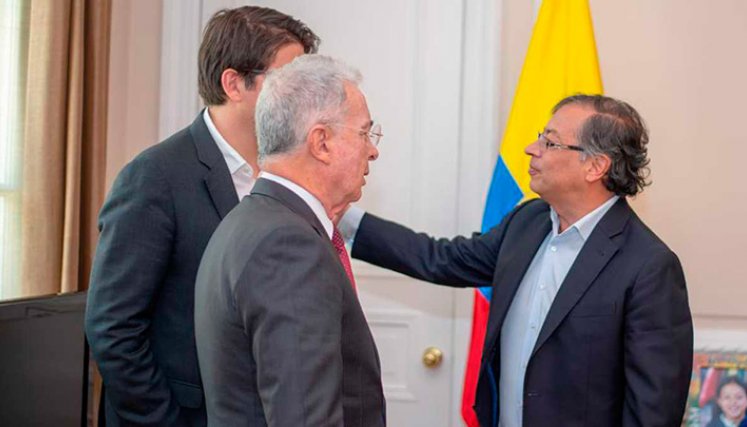 Álvaro Uribe y Gustavo Petro.
