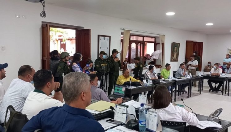 Los concejales de Ocaña autorizan al alcalde para hacer un empréstito para mejorar la malla vial en Ocaña.