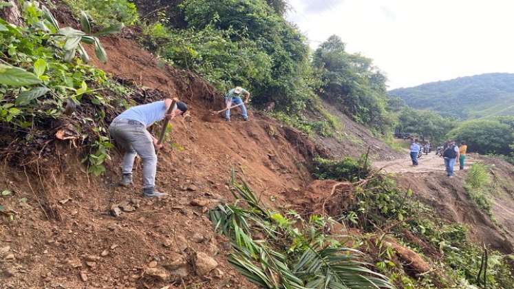 En deplorables condiciones se encuentran las vías de acceso al municipio de Hacarí. Alcalde de esa población lanza un S.O.S. para solventar la emergencia vial.