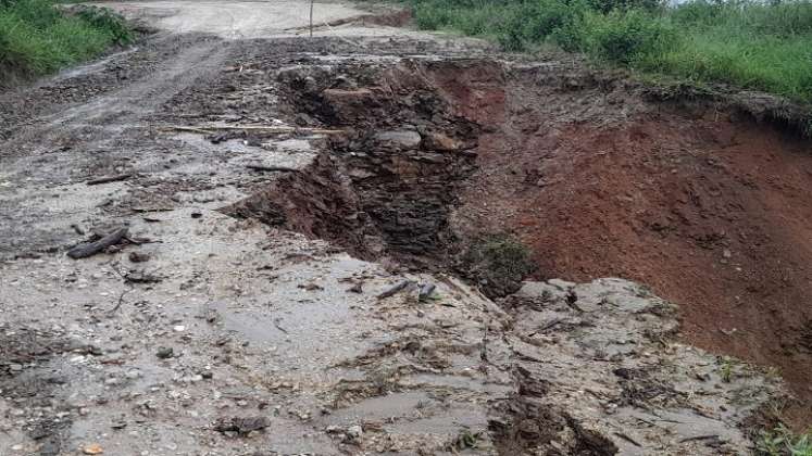 Encendidas se encuentran las alarmas ante las grandes precipitaciones de los últimos días. Los alcaldes han declarado la calamidad pública para atender a los damnificados.