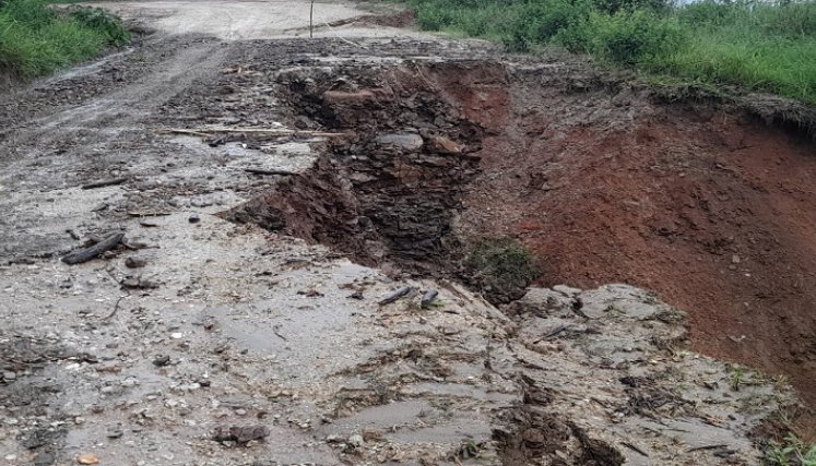 Encendidas se encuentran las alarmas ante las grandes precipitaciones de los últimos días. Los alcaldes han declarado la calamidad pública para atender a los damnificados.