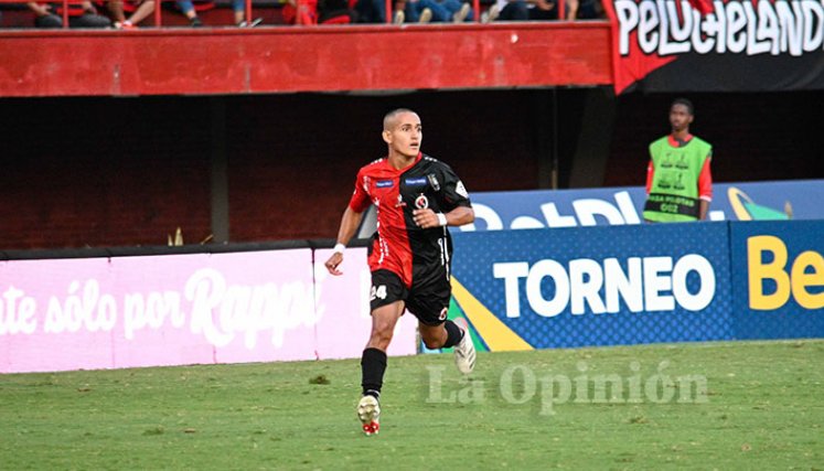Stiven Monsalve, Cúcuta Deportivo. Foto: Jorge Gutiérrez/La Opinión