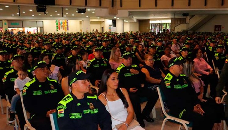 La Policía Nacional presidió la ceremonia de ascensos /Foto cortesía