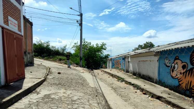 Calle de la escuela Cerro Norte.