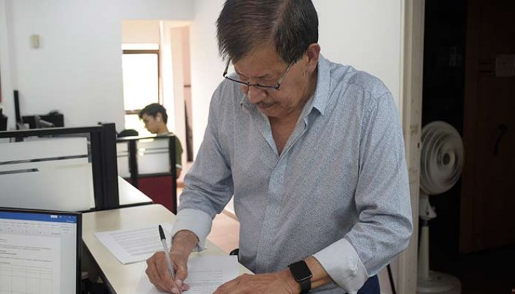 Julio Tarazona inscribe aquí su candidatura a la UFPS/Foto Pablo Castillo