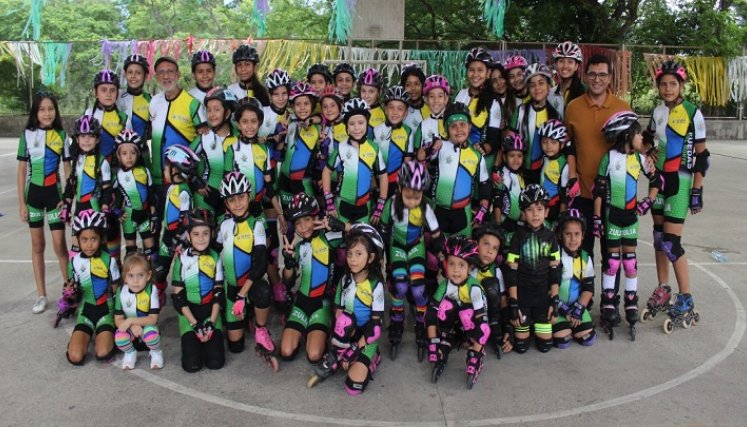 Los patinadores de El Zulia se entusiasman con tener su propio patinadero.