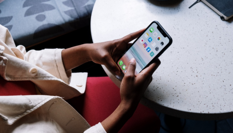 El 43% de los colombianos prefiere hacer compras a través de Apps
