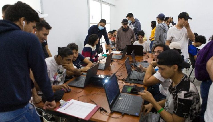 La ingeniería se toma una  semana en Unisimón