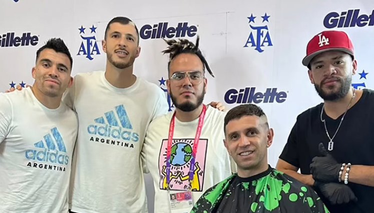 Dibu y barbero colombiano.
