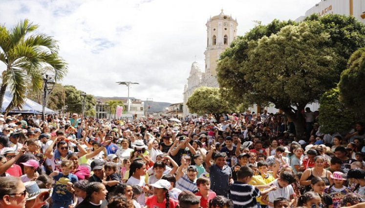 Con distintos actos artísticos y culturales culminan las fiestas de carnestolendas en el municipio de Ocaña. Con algunos desmanes primó los actos folclóricos para cambiar las costumbres entre los habitantes de la región.