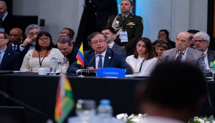 Presidente Petro en la reunión de la Celac