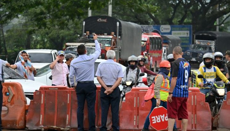 Nuevo puente sobre El Zulia
