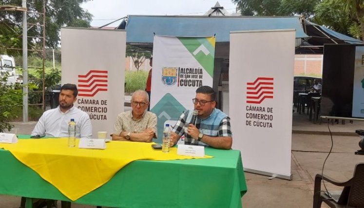 La alcaldía, Cámara de Comercio y Cenabastos sellaron la alianza para repotenciar la Central de Abastos/Foto Orlando Carvajal/La Opinión