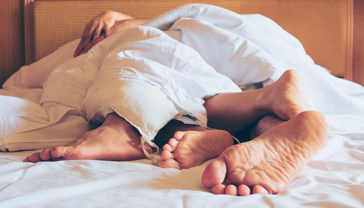 A diferencia de los hombres, las mujeres tienen momentos donde el deseo sexual aparece con mayor facilidad y de esto depende en qué momento se encuentran ellas de su ciclo menstrual.