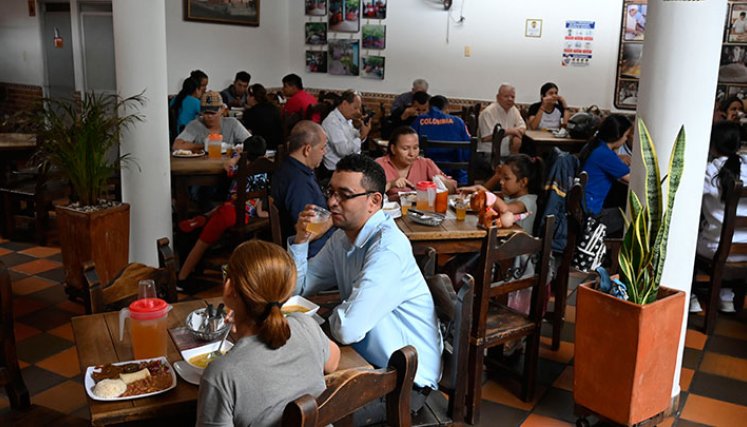 Restauranteros pronostican crecimiento en ventas. / Foto La Opinión