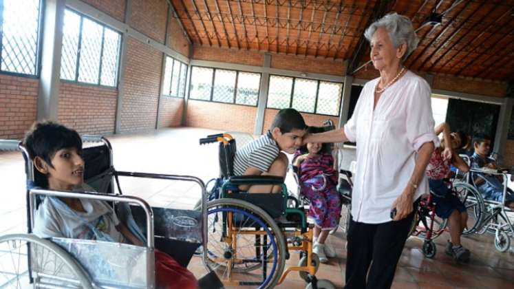 Los rostros de las Mujeres Cafam Norte de la última década