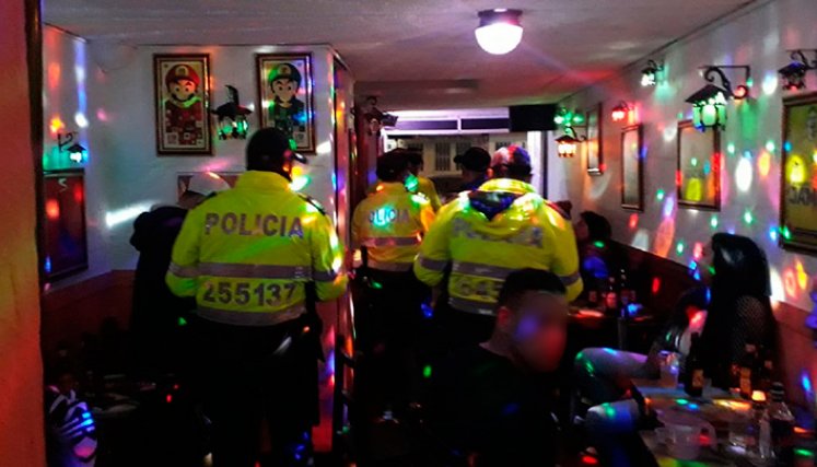 Fiesta clandestinas. 