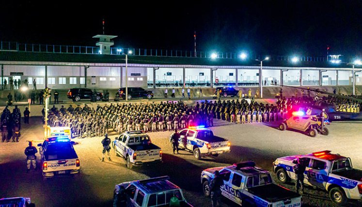 Bukele presenta megacárcel para 40.000 pandilleros en El Salvador./Foto: AFP