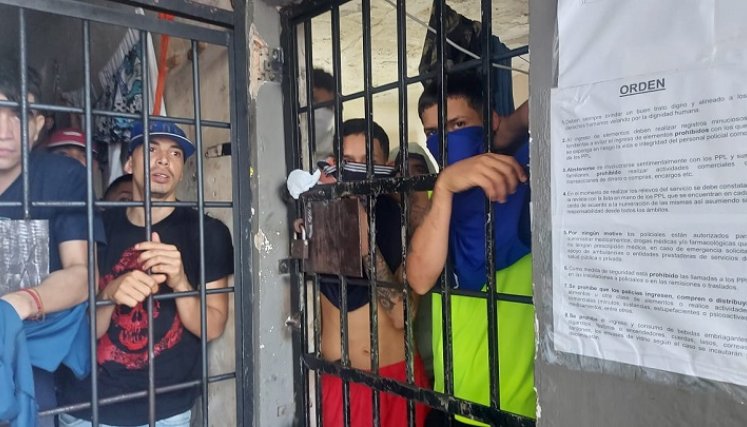 El operador logístico no está cumpliendo con el menú establecido para los privados de la libertad. / Foto: Cortesía / La Opinión