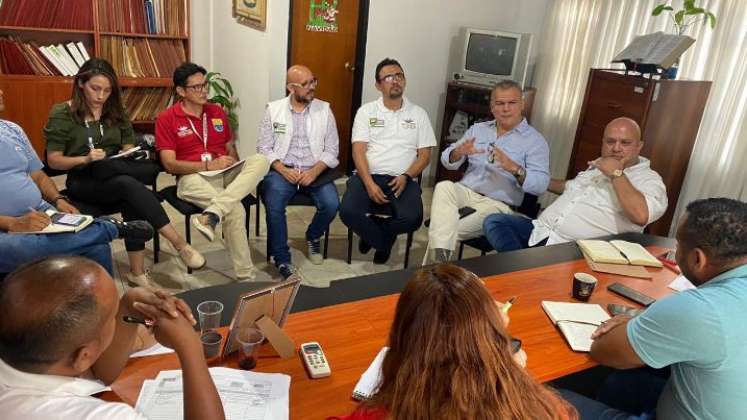 Primera Mesa Educativa de la Frontera se realizó en Ureña. / Foto: Cortesía / La Opinión 