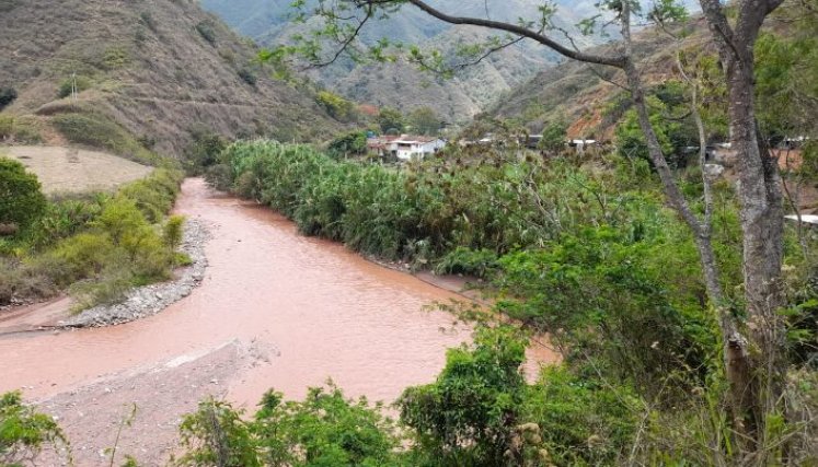 Las lluvias hacen temer una nueva tragedia en Villa Caro