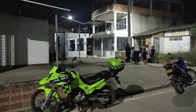 A la víctima le propinaron un tiro en el pecho y fue llevado al hospital
