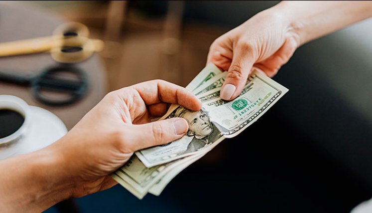La devaluación promedio del peso, en 2023, será de $14,2, con una tasa de cambio en promedio de $4.862, según BBVA Research. / Foto Archivo