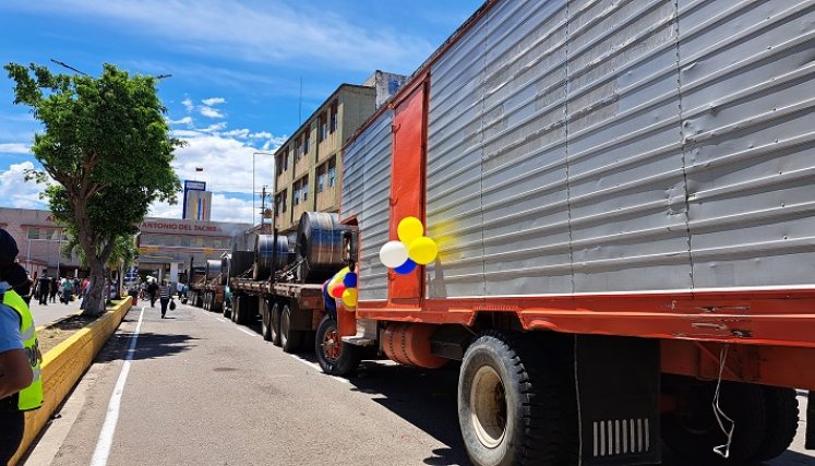 Urge para los comerciantes e industriales una homologación de los permisos de importación y exportación. Foto Anggy Polanco / La Opinión 