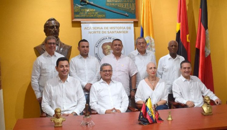 Jaime Ricardo Reyes Calderón, Hunter Dooglas Serrano Correa, Leonardo Yotuhel Díaz Guechá, Ciro Alfonso Pérez, Julio Aníbal Perea Perea, Luis Fernando Niño López, Olger García Velásquez, Susana Quintero Borowiak y Julio Mario Villamizar Sandoval. / Foto: Cortesía / La Opinión 
